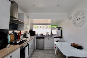 Kitchen- click for photo gallery